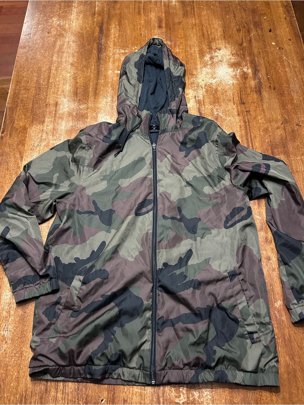 Men's Camouflage Hooded Windbreaker Jacket - Olive/Black Medium